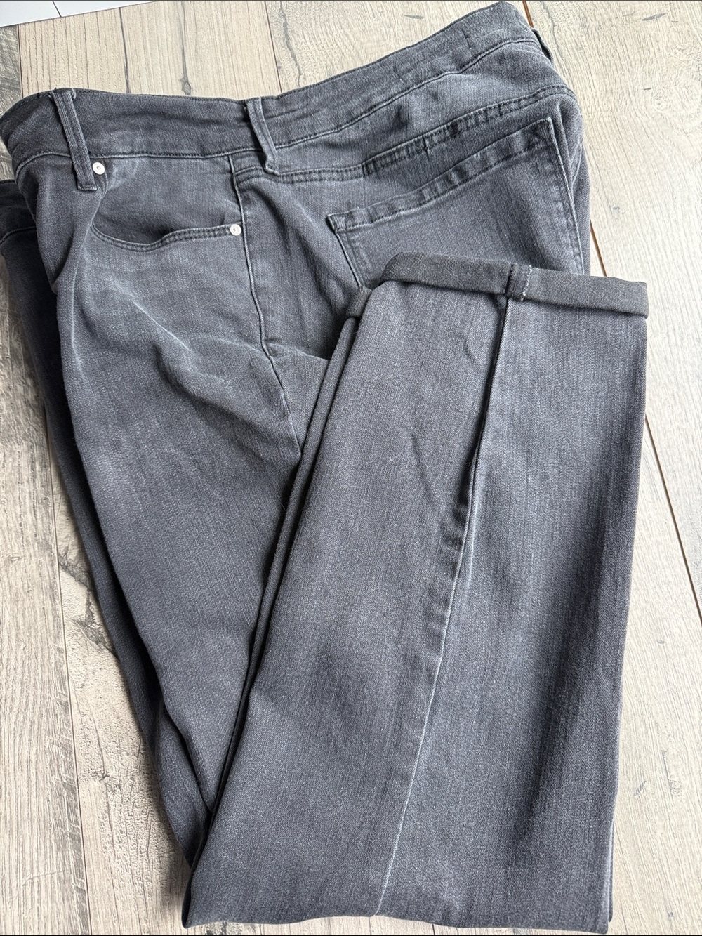 Jessica Simpson forever rolled skinny stretch jeans 33 black